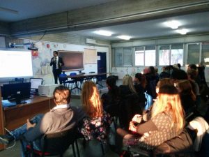 Scordia - Davide Tutino relatore del convegno sul CYBERBULLISMO e SICUREZZA INFORMATICA Scordia-Davide-Tutino-relatore-del-convegno-sul-CYBERBULLISMO-e-SICUREZZA-INFORMATICA